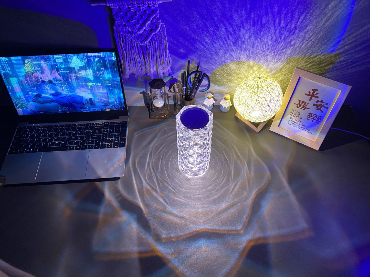 Romantic Rose Diamond LED Lamp – Luxury Bedroom & Gift Light.